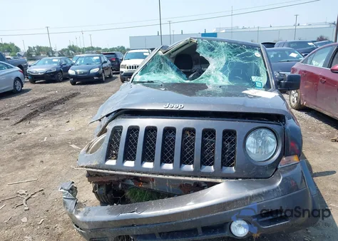 2016 Jeep Patriot Latitude from USA, damaged, VIN 1C4NJRFB3GD586115